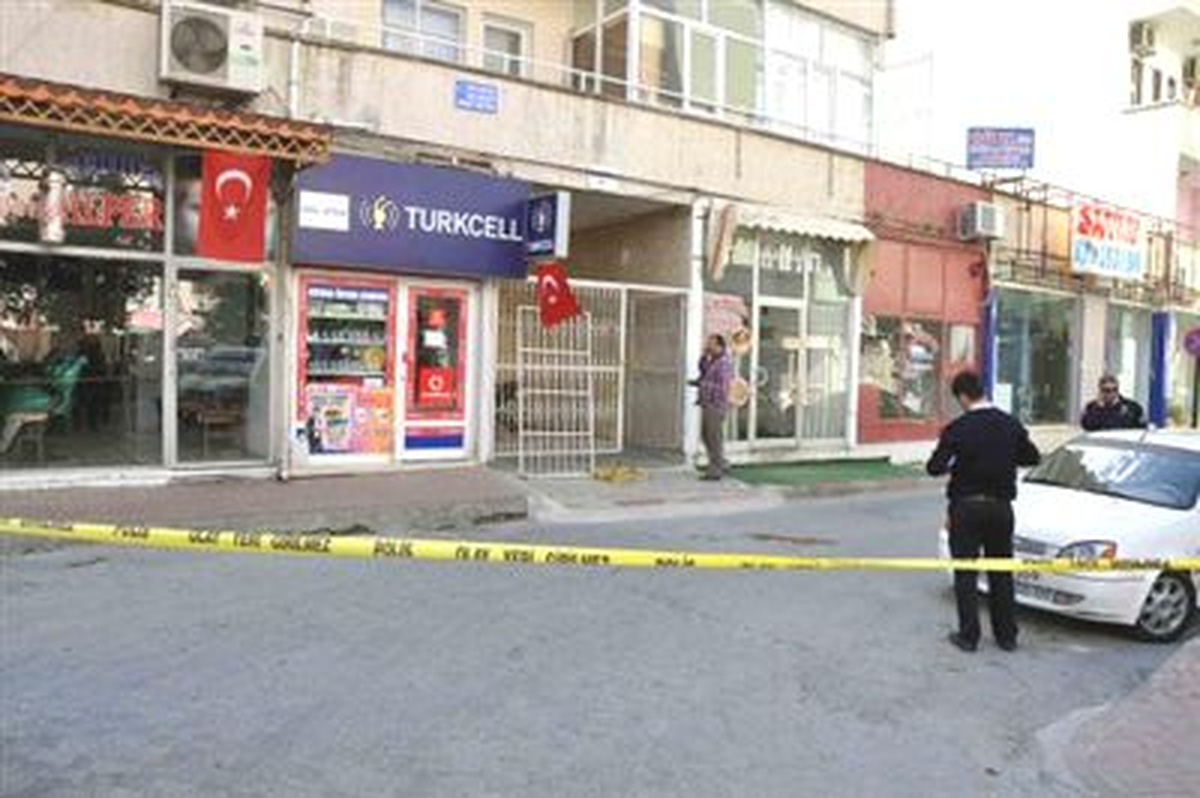 4\'üncü Kattan Düşen Çocuk Öldü