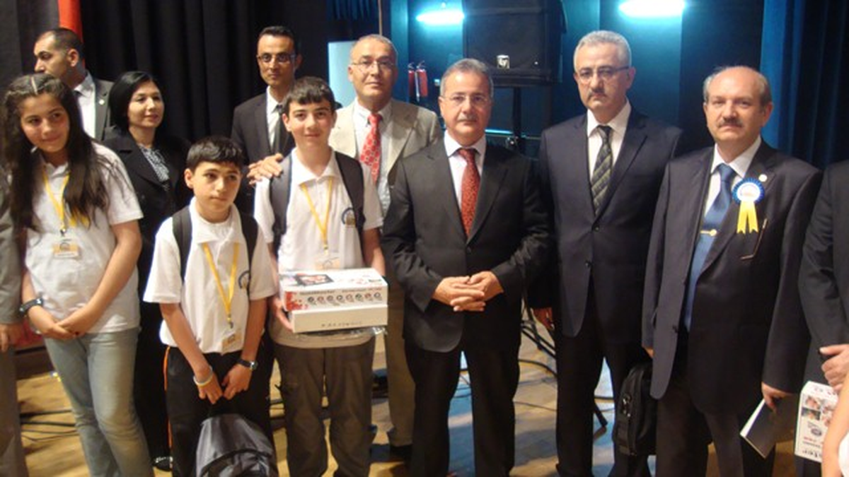 'Acı Badem ve Kayısı Yağım Neler Yaptı 'Projesi Türkiye Birinciliği Kazandı