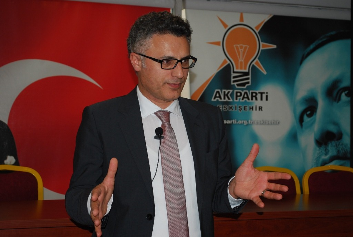 AK Parti Siyaset Akademisi