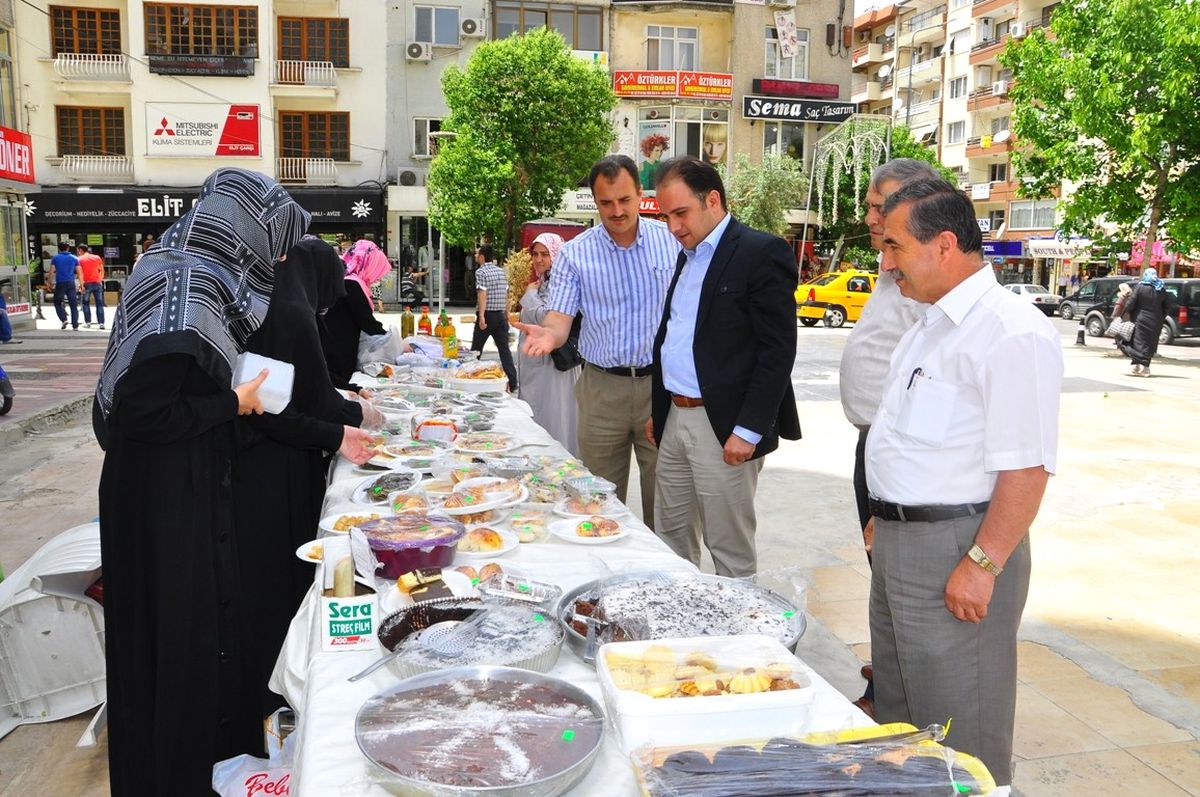 Ak Partili Baybatur'dan Arakan'a Destek