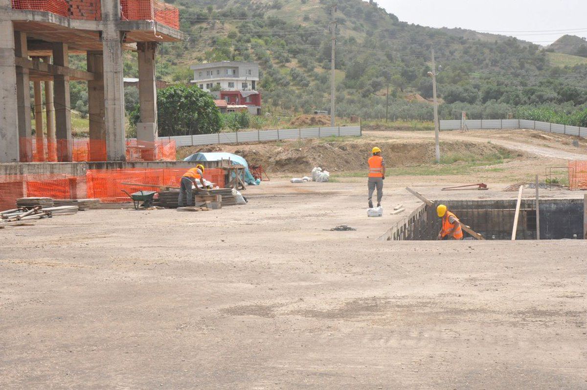 Atıl Durumdaki Sosyal Tesis İnşaatı Hayat Buluyor