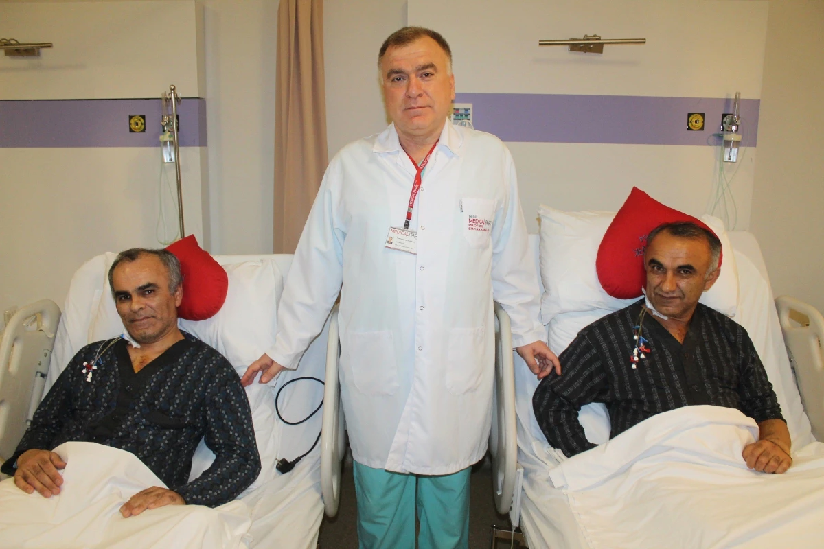 Azeri Doktor, Kendisini Türk Hekimlerine Emanet Etti