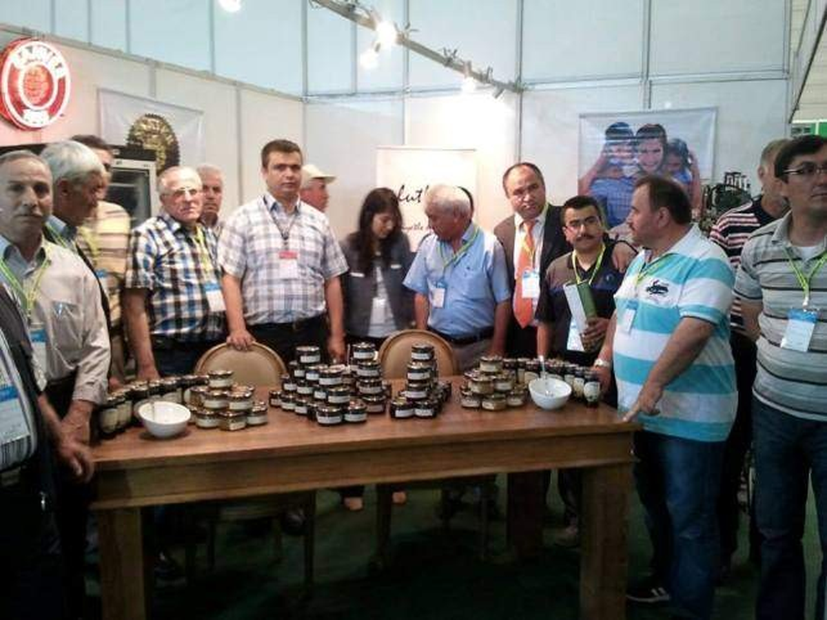 Bartın'ın Böğürtlen Reçeli İzmir Fuarında Tanıtıldı