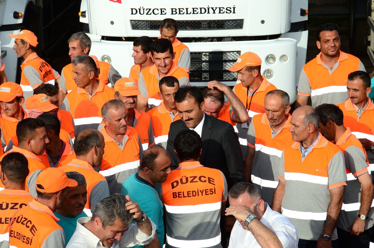 Başkan İşçilerle Yemek Yedi