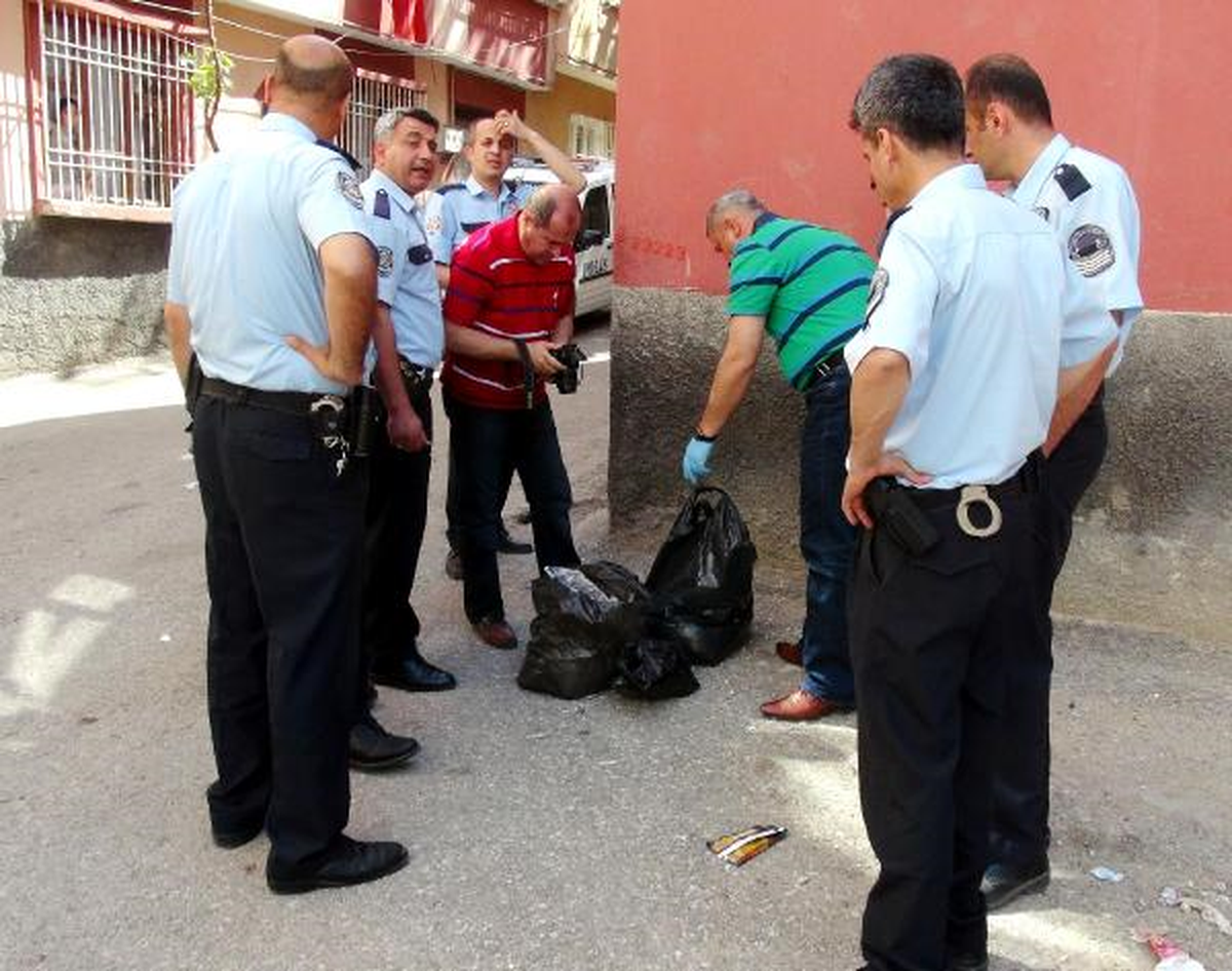 Bomba İhbarı Poşetten 7 Kilo Esrar Çıktı