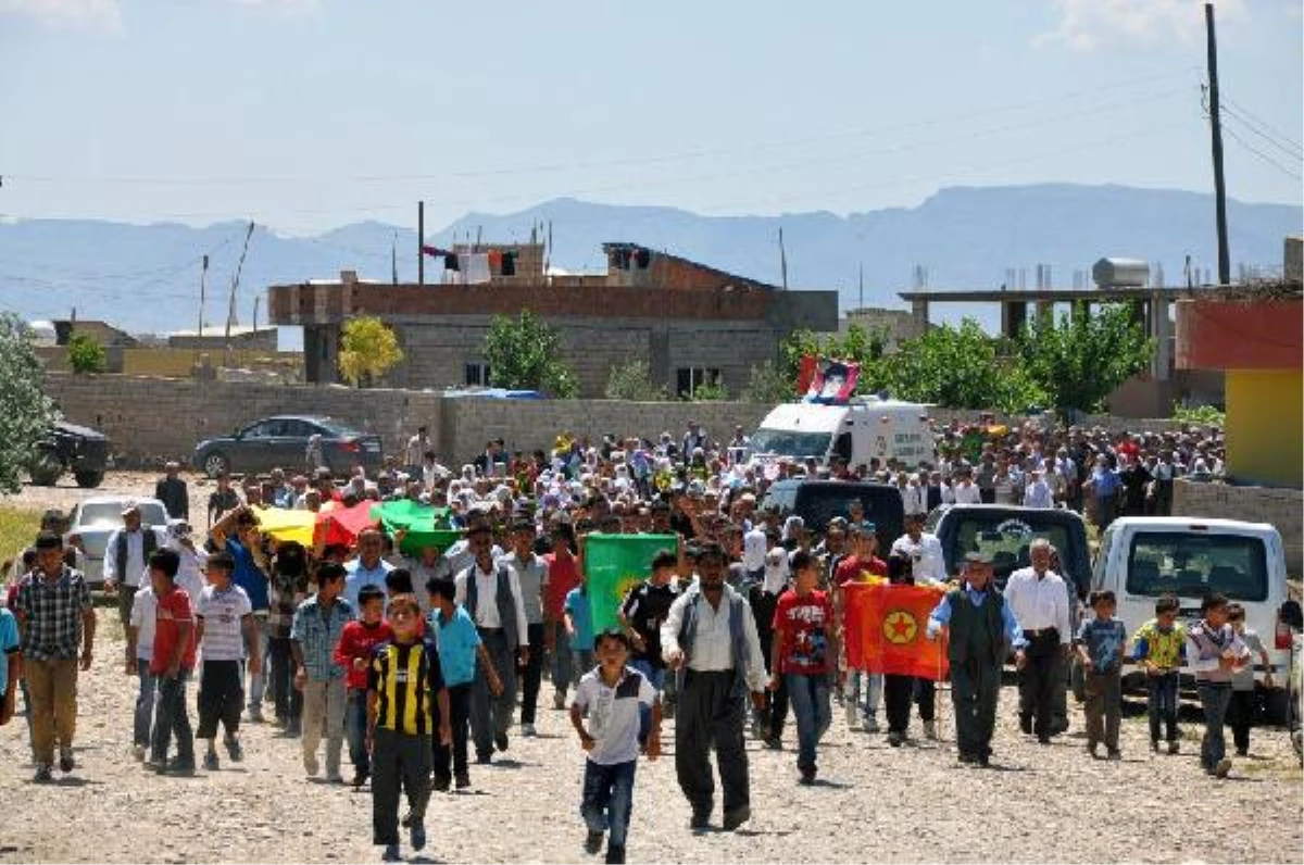 Cesedi Bulunan PKK\'lı Toprağa Verildi