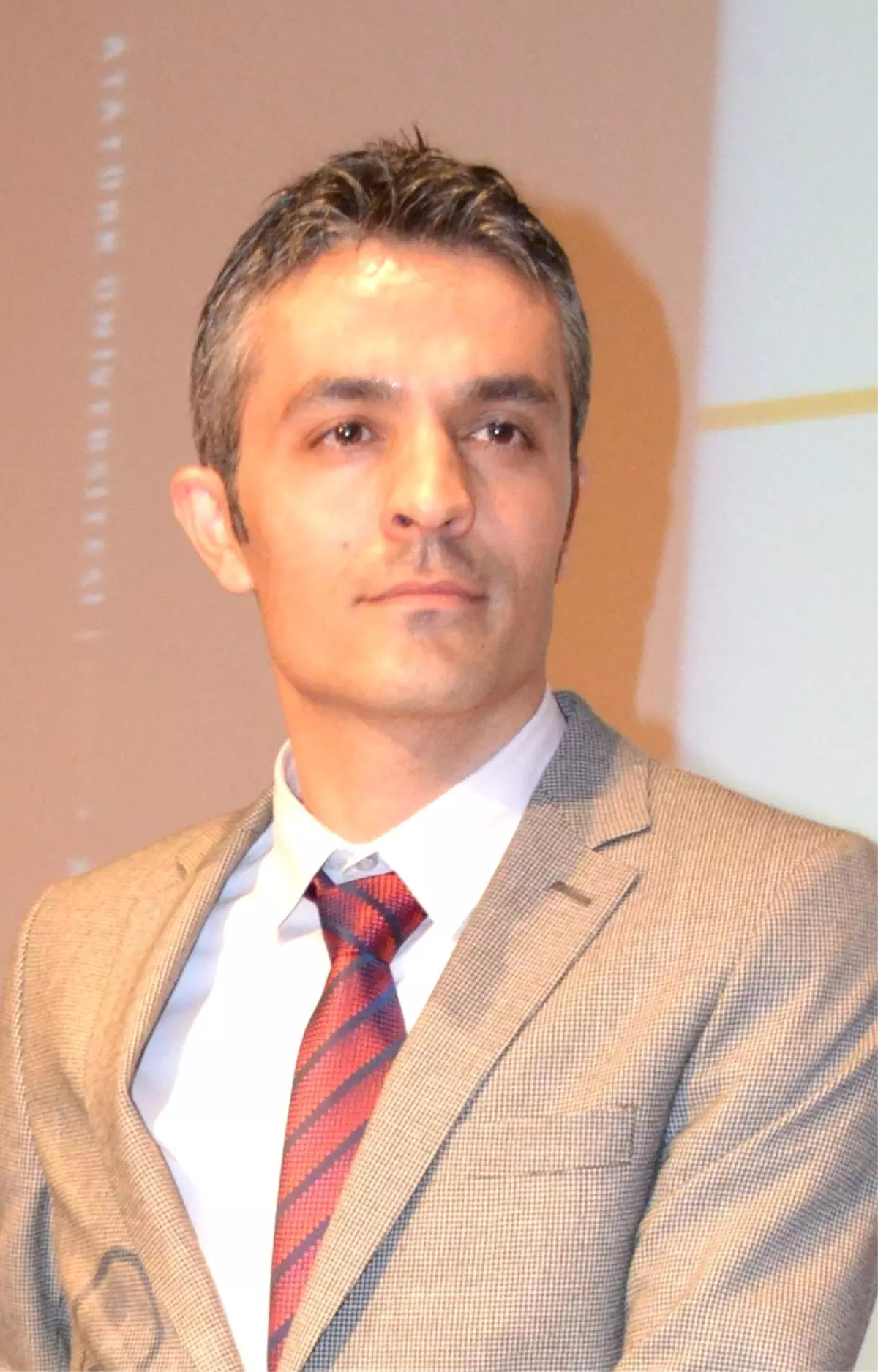 Doç.dr.mevlüt Özben;