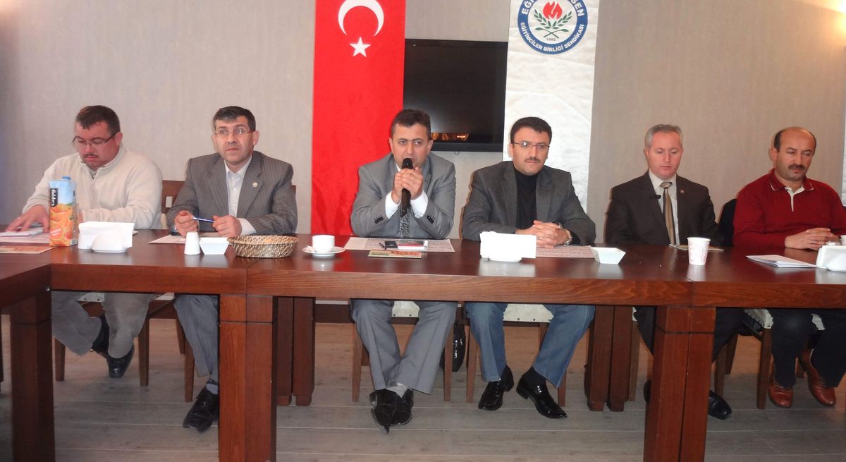 Eğitim-Bir-Sen\'in Kütahya\'da 3 Bin 199 Üyesi Var