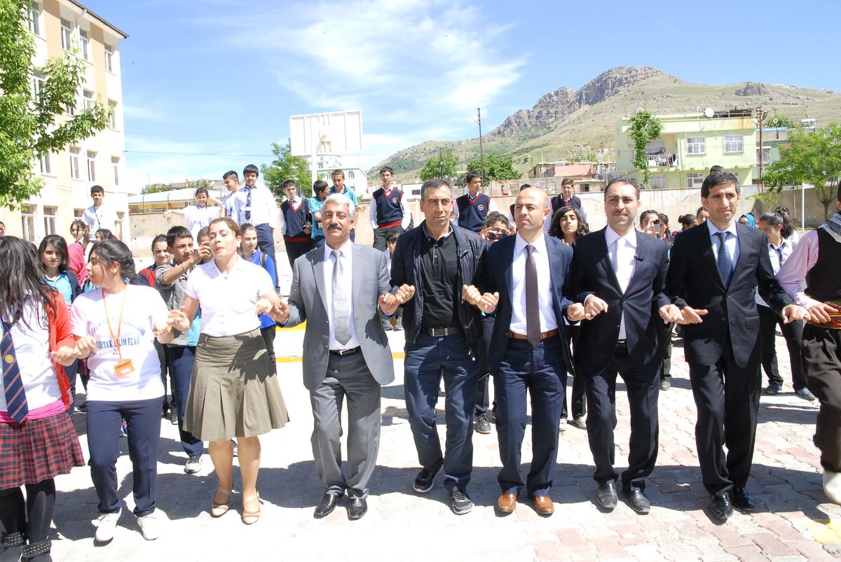Erganili Genç Mucitler Bilim Fuarı Açtı