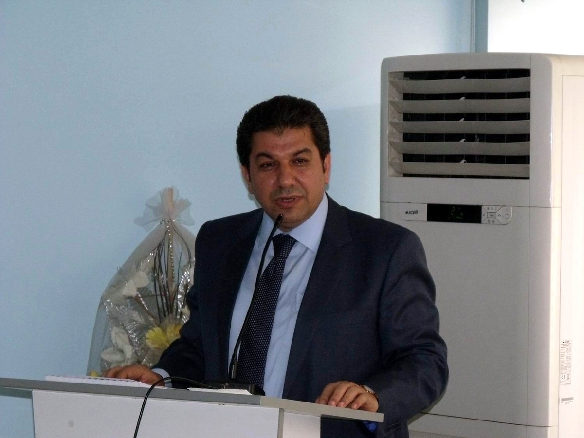 Esenler Belediye Başkanı Göksu, Salihli'de Siyaset Akademisinin Konuğu Oldu