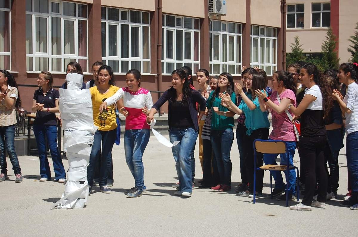 Gençlik Şöleninde Doyasıya Eğlendiler
