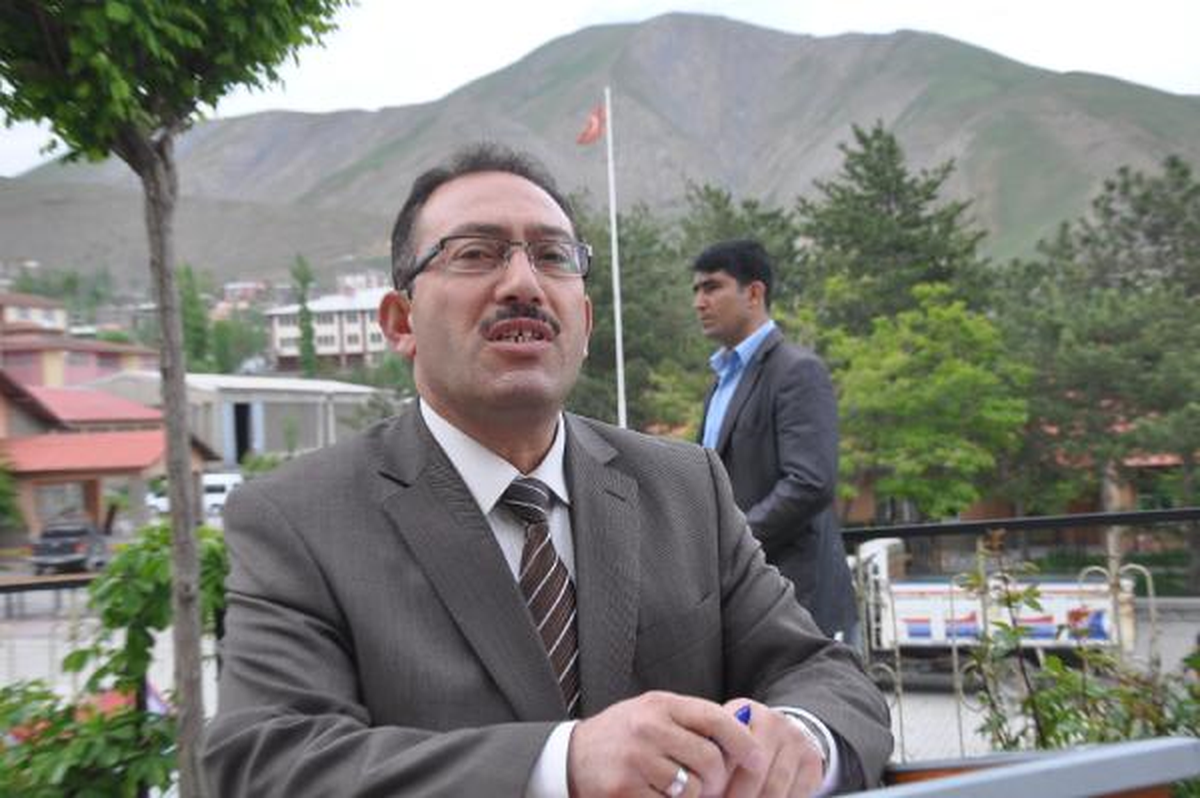Hakkari\'de Köylüye Küçükbaş Hayvan Dağıtıldı