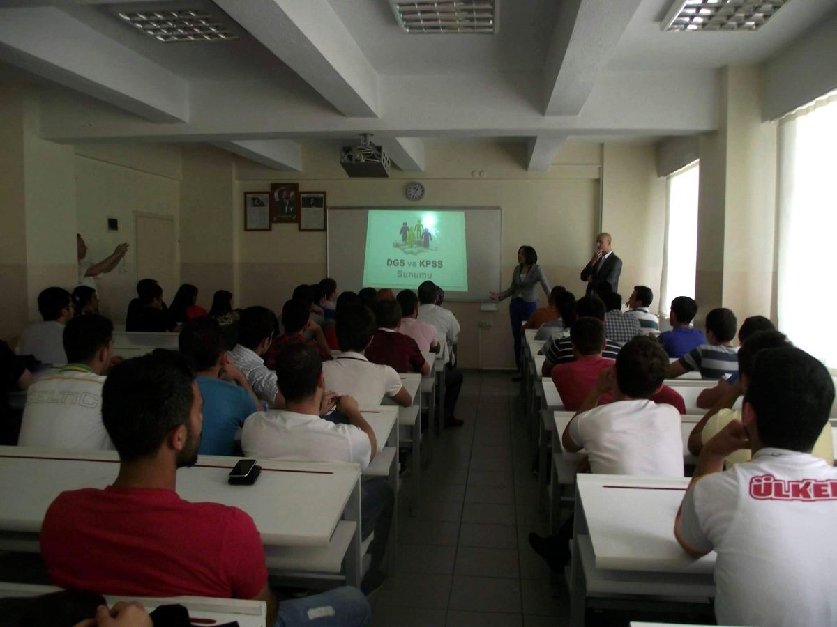 İlkadım Kursu'ndan KPSS Seminerleri