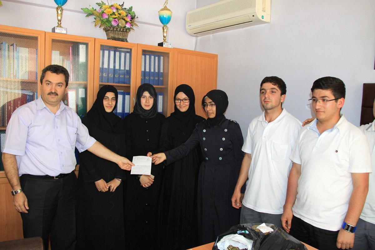 İmam Hatip Öğrencileri Harçlıklarıyla Afrika'da Su Kuyusu Açtırıyor