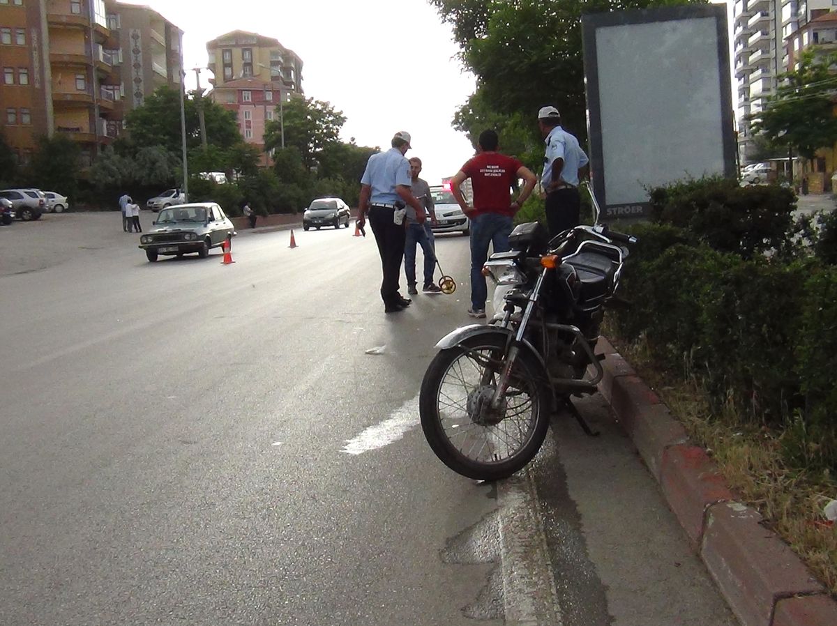 Kırıkkale\'de Trafik Kazası: 2 Yaralı