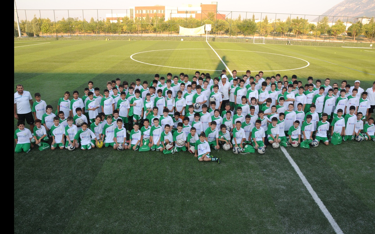 Manisa Belediyespor Yaz Okulu Açıldı
