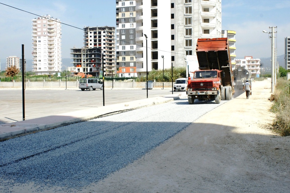 Mezitli Belediyesi Asfalt Çalışmalarına Başladı