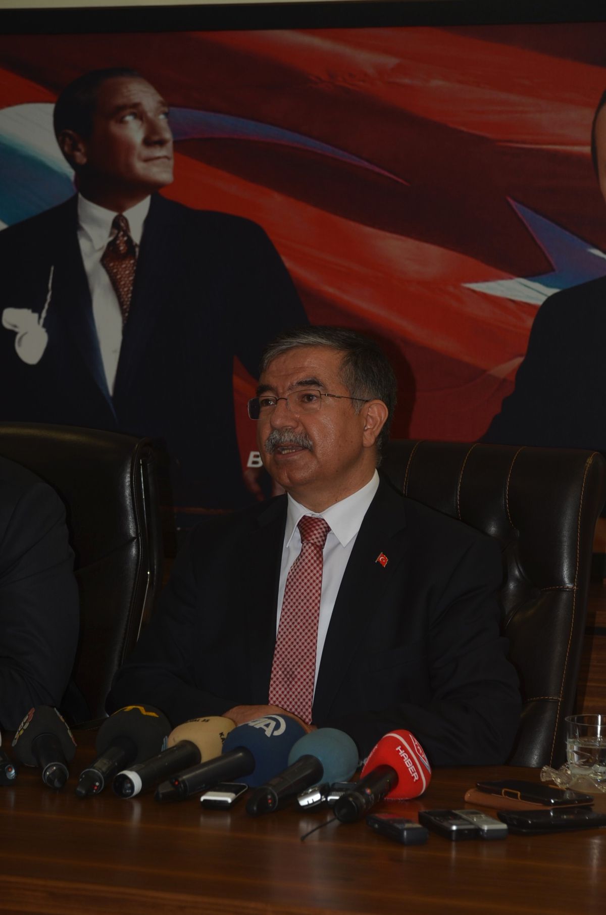 Milli Savunma Bakanı Yılmaz'dan Gündem Değerlendirmesi