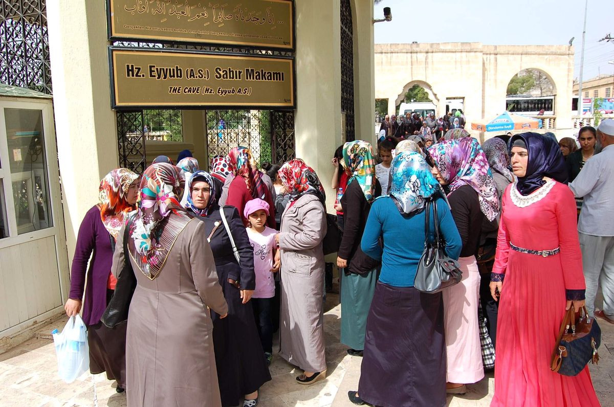 Samsatlı Bayanlar Şanlıurfa\'yı Gezdi