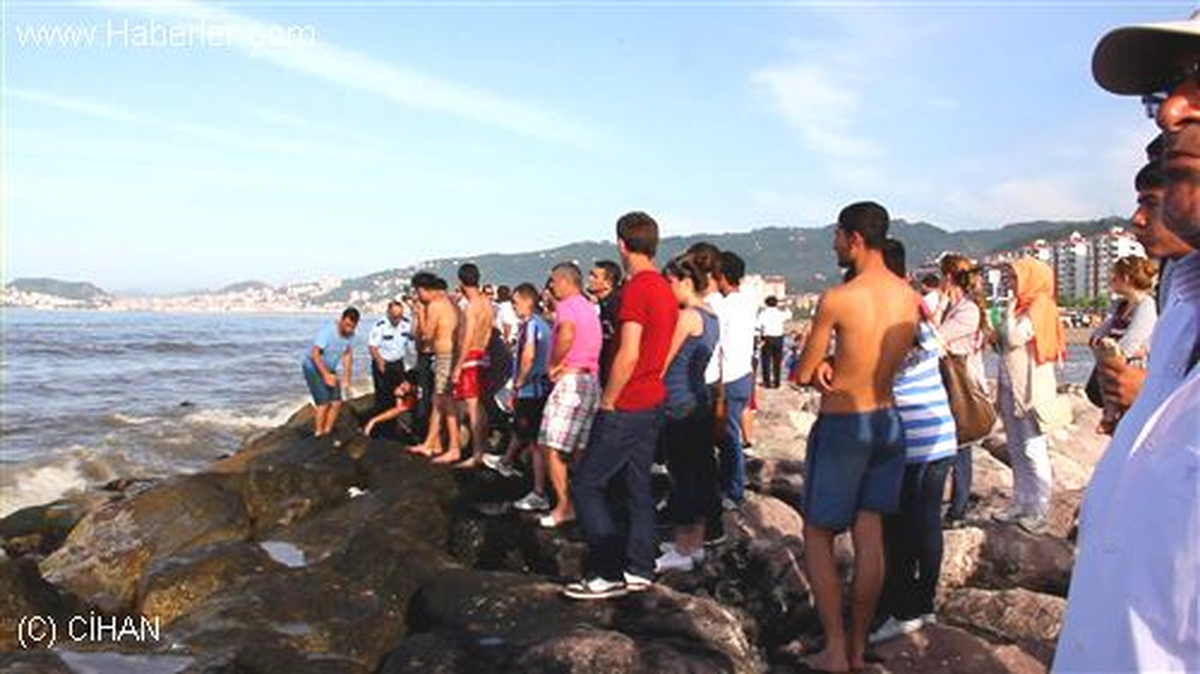 Serinlemek İçin Denize Giren Üniversite Öğrencisi Boğuldu