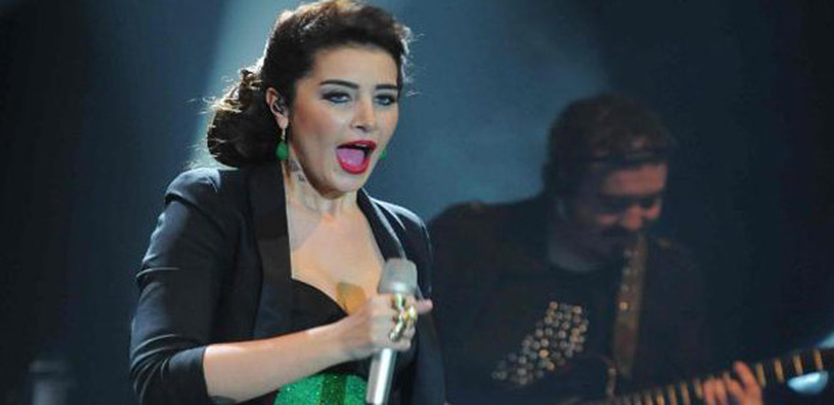 Sıla İzmir\'de Konser Verdi