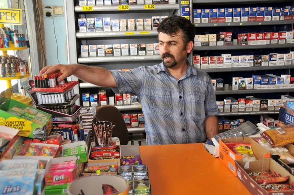 Silahlı Gaspçıları Çakmakla Korkuttu