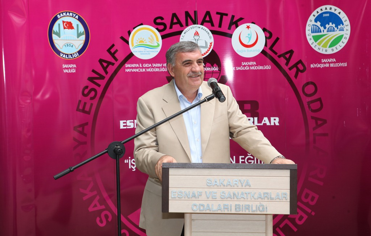 Toçoğlu, Hijyen Eğitimi Programı Sertifika Teslim Törenine Katıldı