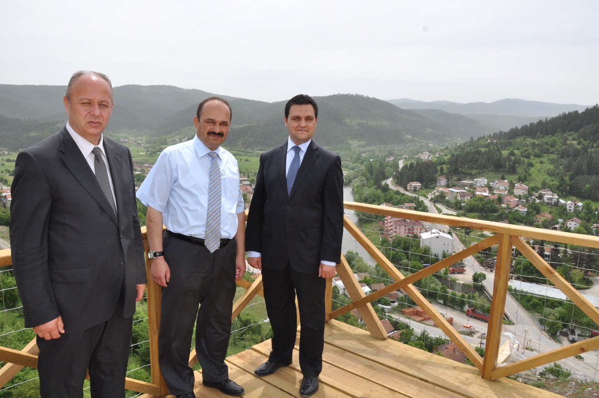 Vali Bektaş, Azdavay'ı Ziyaret Etti