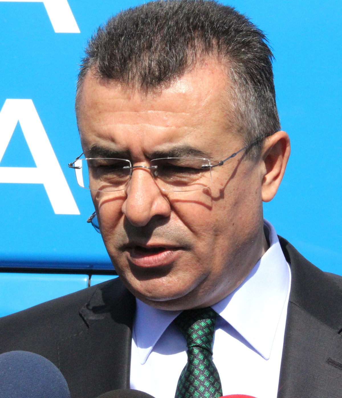 Vali Lekesiz: 'Gözaltına Alınanların Sayısı 8'e Yükseldi'