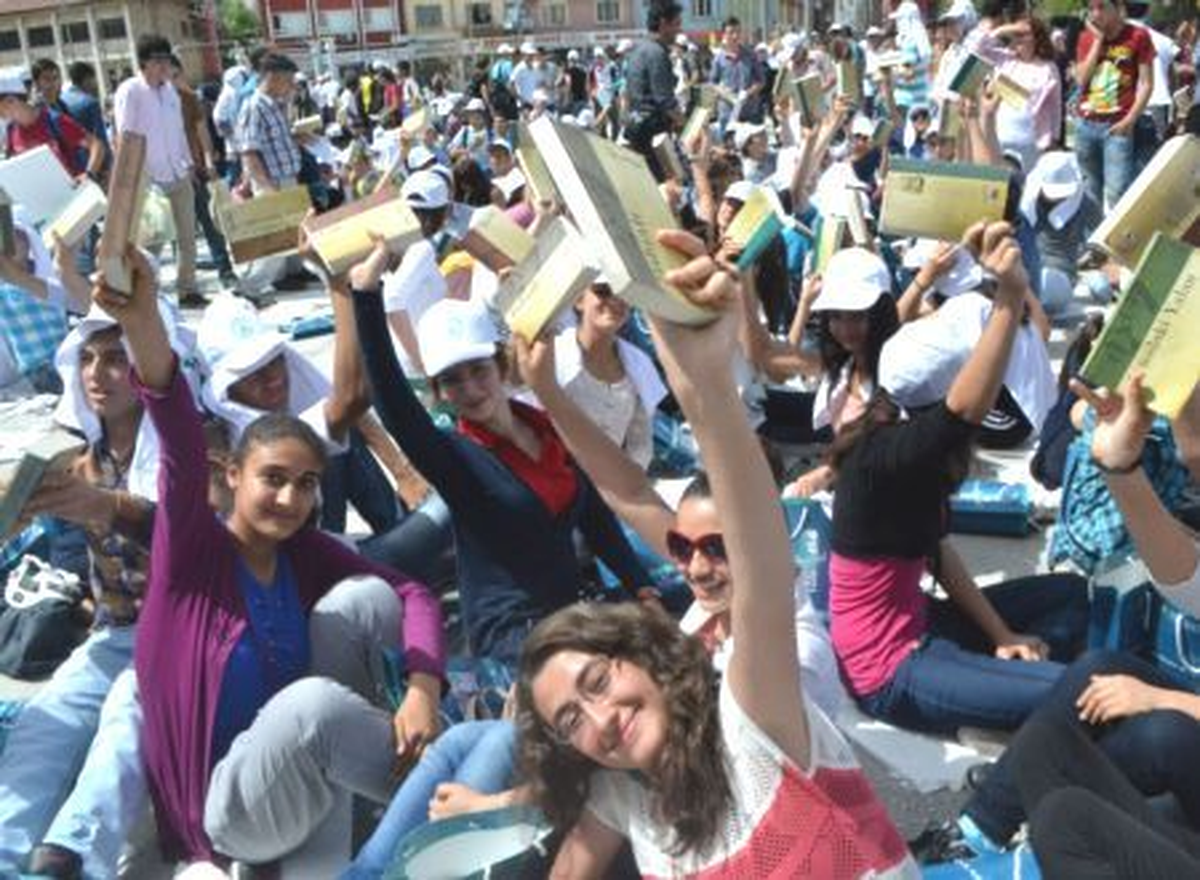 Vefatının 30. Yılında Necip Fazıl\'ı Anma Etkinlikleri