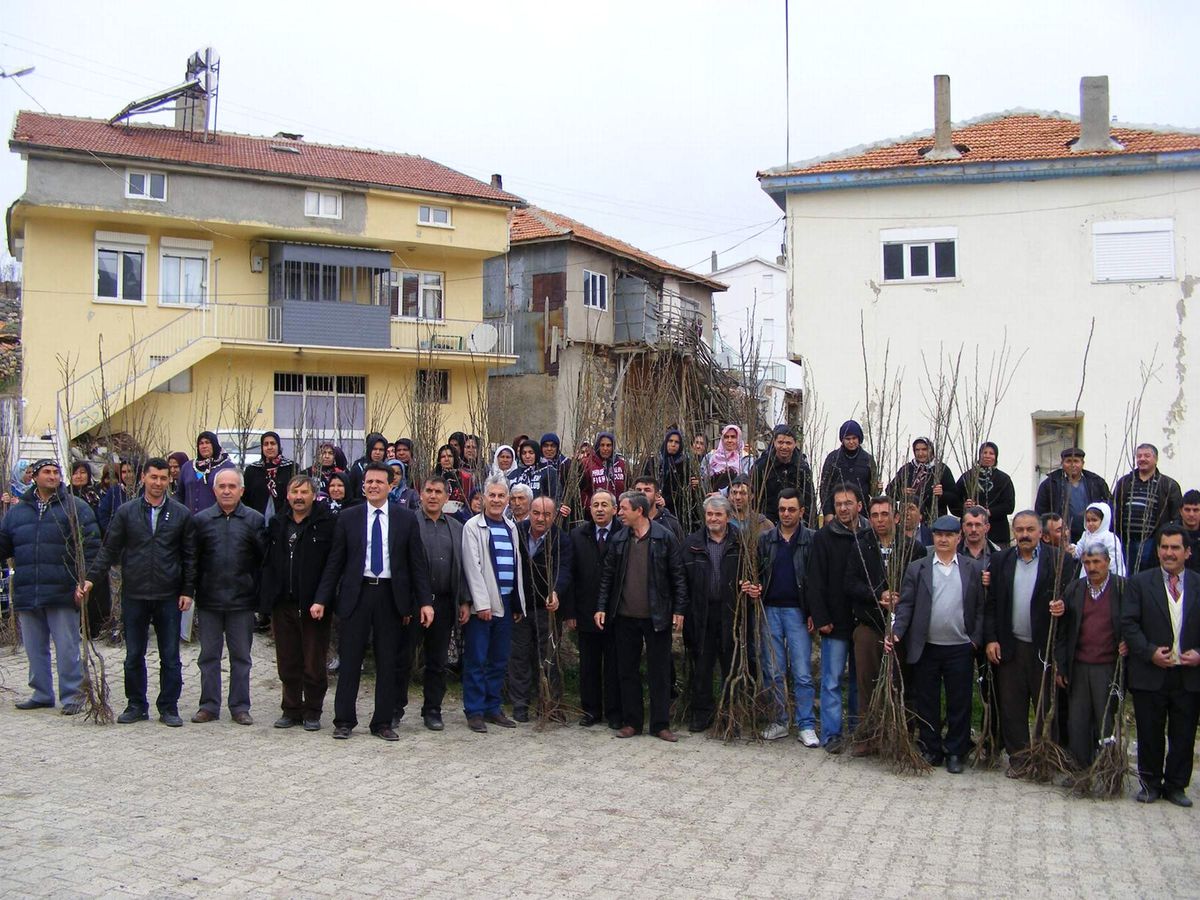 Afyonkarahisar\'da Çiftçilere Yönelik Verilen Kurslar Devam Ediyor