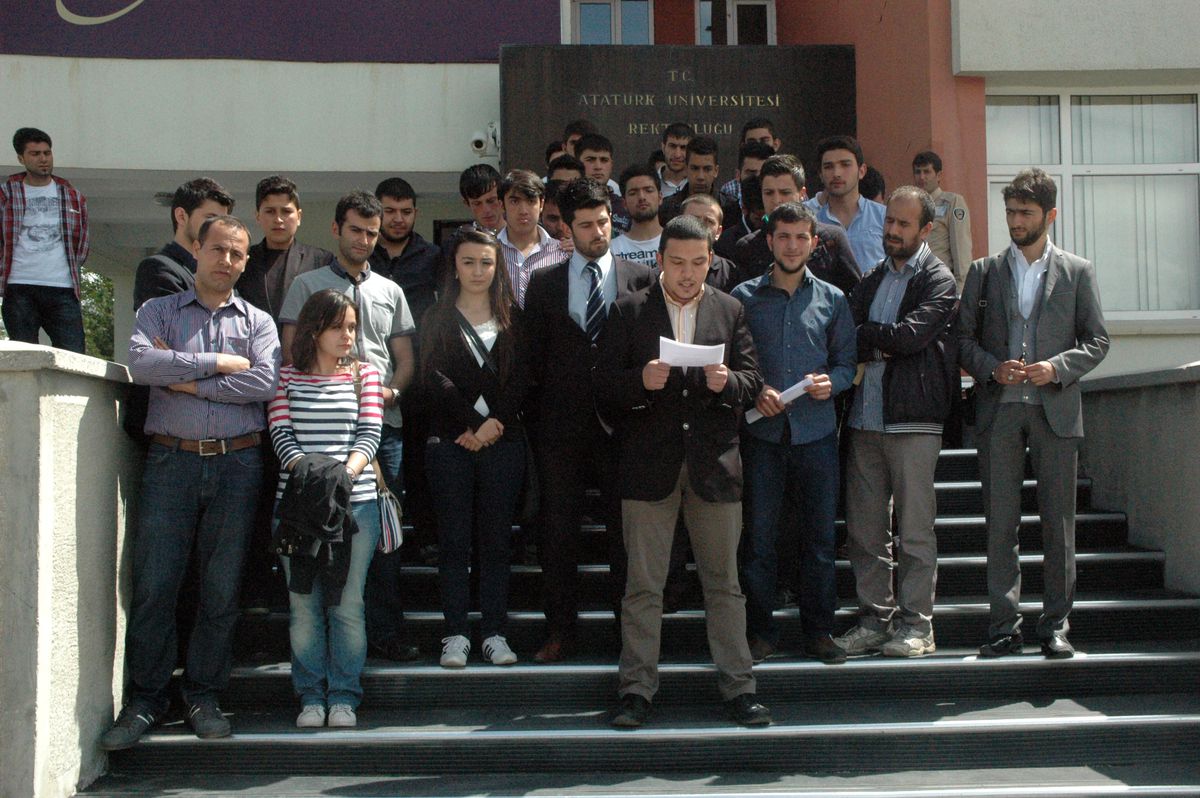 Aü Öğrenci Konseyi, Üniversitede Yaşanan Olaylara Tepki Gösterdi