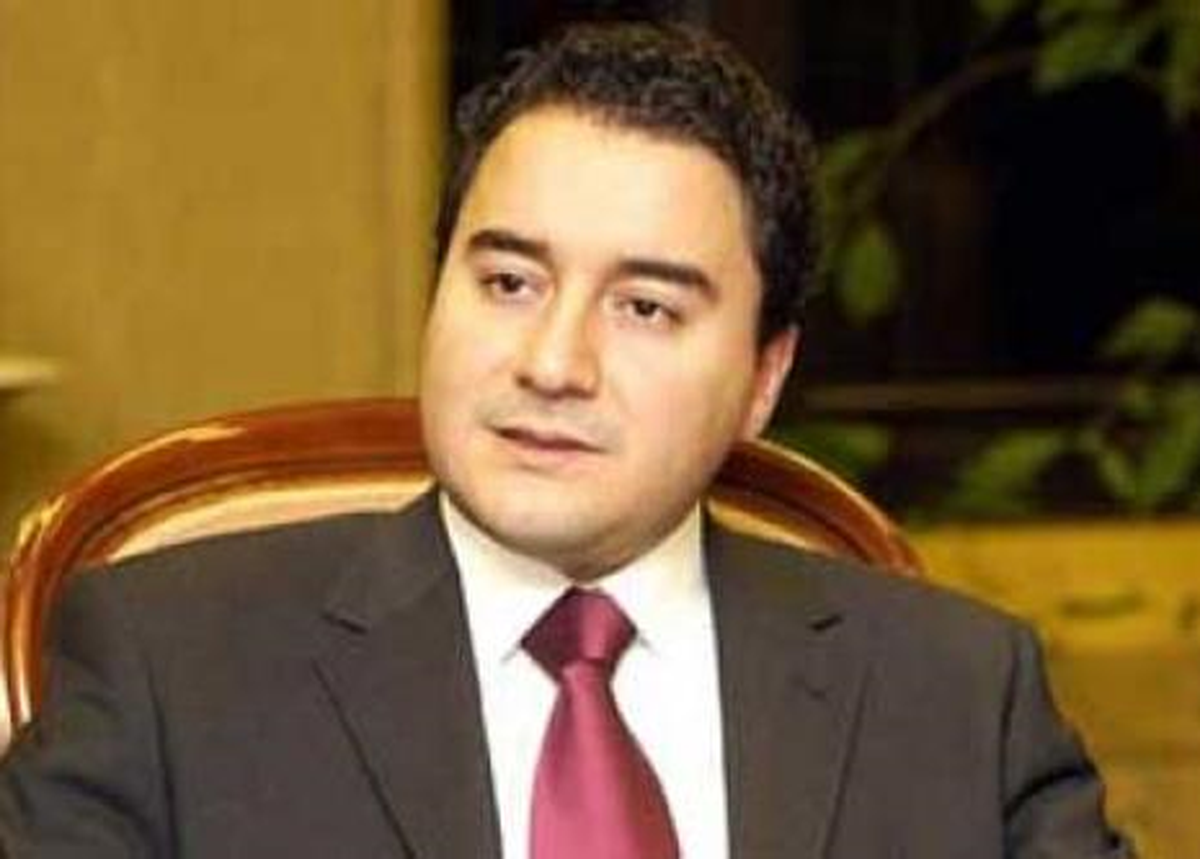 Babacan: Not Artışı Doğru Politikaların Teyididir