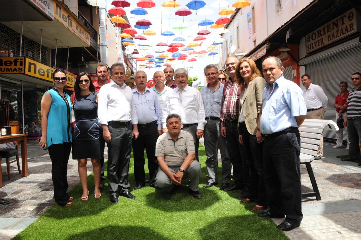 Başkan Akaydın, Ali Çetinkaya Esnafına Kapalı Yol Modelini Önerdi