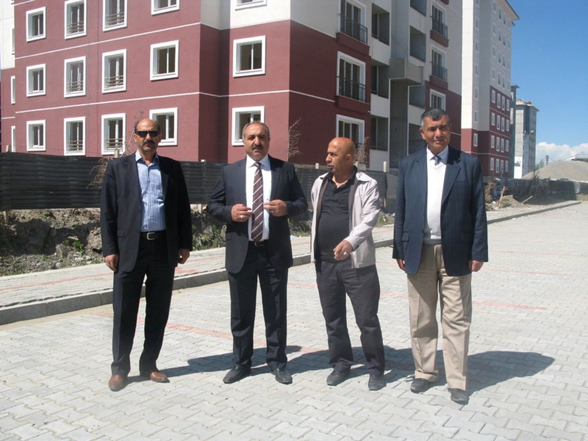 Başkan Arslan TOKİ Binalarını İnceledi