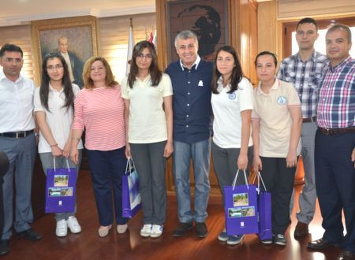 Başkan Sözen, Öğrencileri Ödüllendirdi