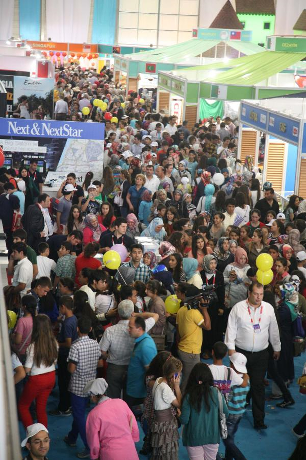 Dünya Çocukları İzmir\'de Buluştu