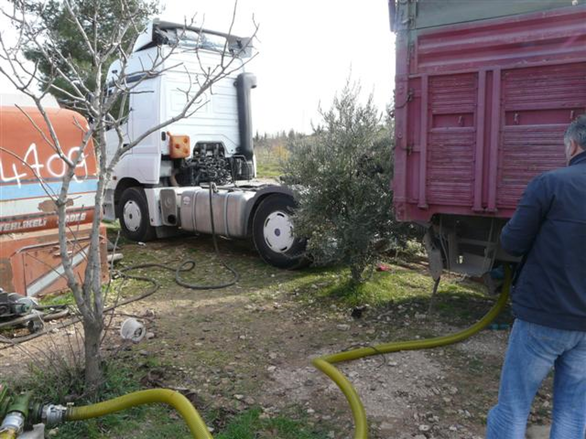 İslahiye'de, 3 Bin 350 Litre Kaçak Mazot Ele Geçirildi