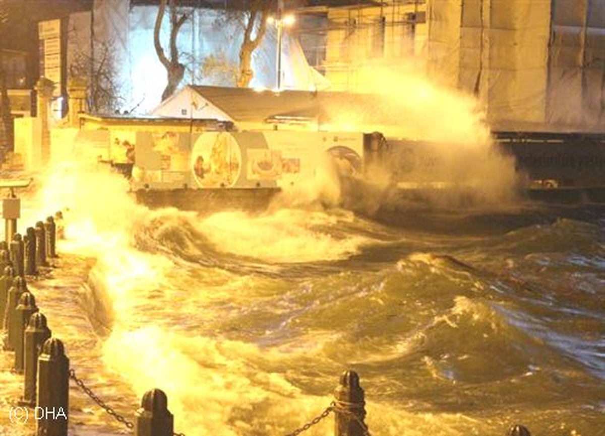 İstanbul\'da Lodos