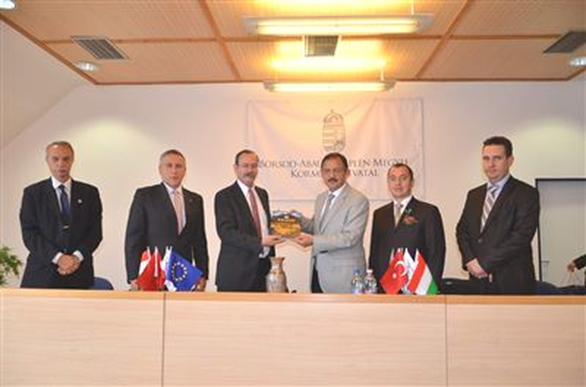 Kayseri Heyeti Macaristan\'da