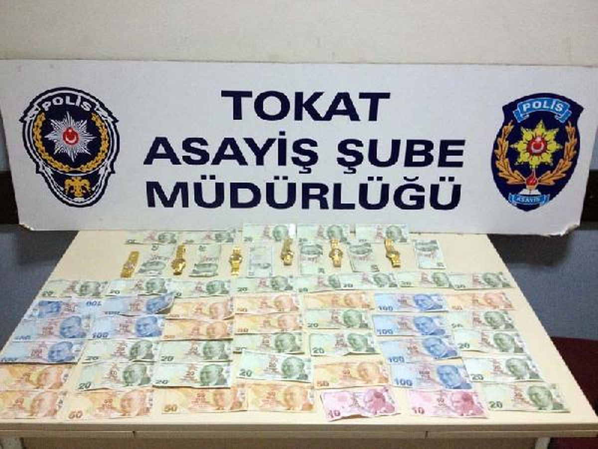 Sahte Altın Saat Satan 3 Şüpheli Yakalandı