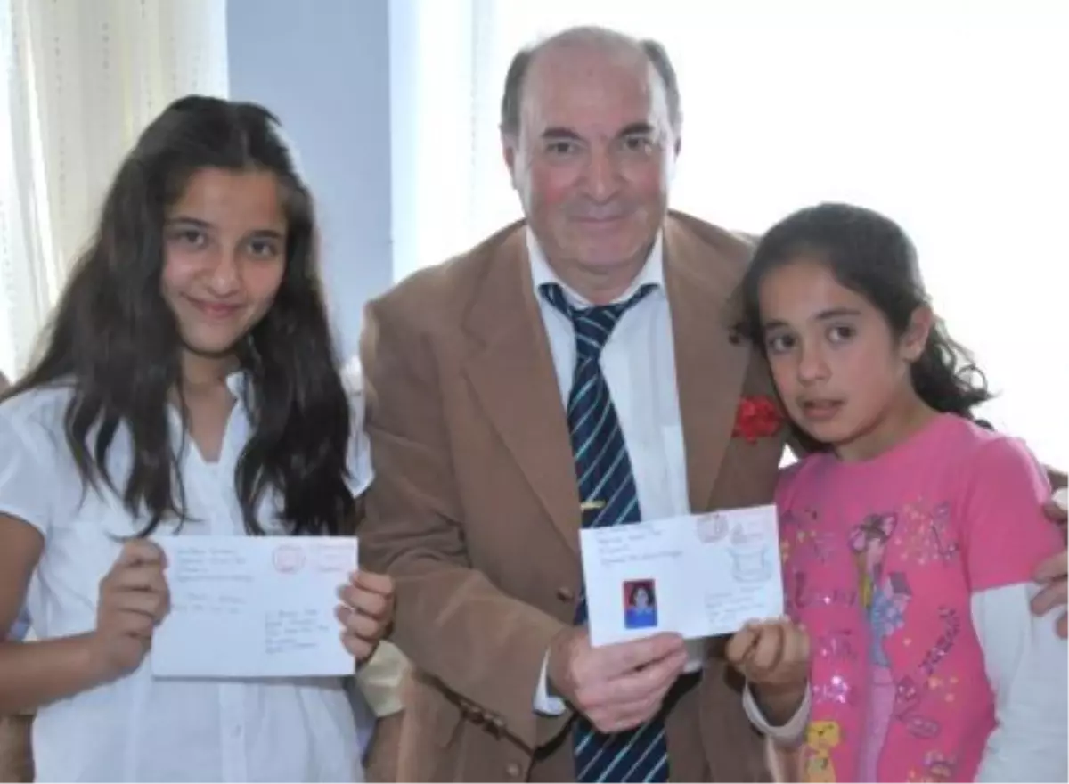 Mektupla Başlayan Dostluk