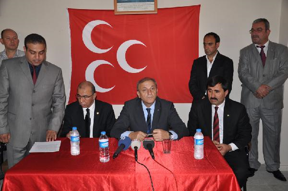 MHP\'li Vural\'dan Başbakan\'a Eleştiri