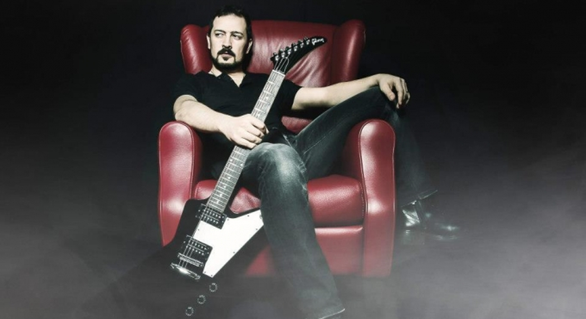 Rock Müzik, Opera ve Türkülerin Buluşması