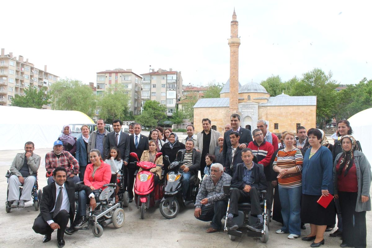 Şirin Kırşehir Bedensel Engelliler Derneğinden AK Parti Milletvekillerine Teşekkür