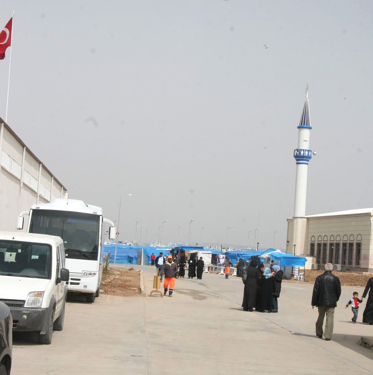 Suriyeli Sığınmacı Sayısı 194 Bin 908\'e Yükseldi