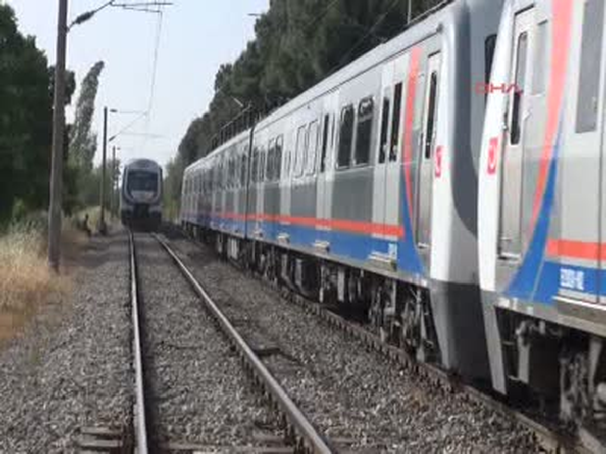 Tren Hattının Kabloları Koptu