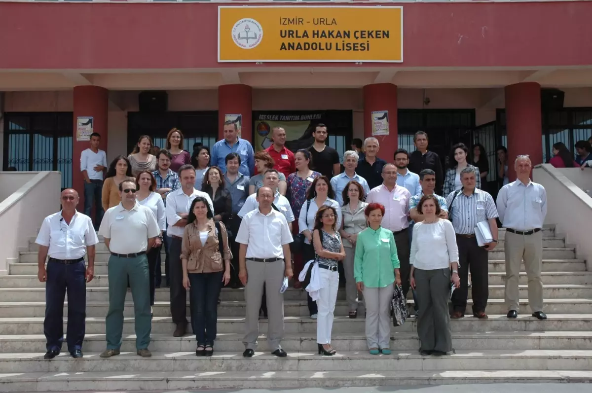 Urla Hakan Çeken Anadolu Lisesi\'nde Meslek Günleri