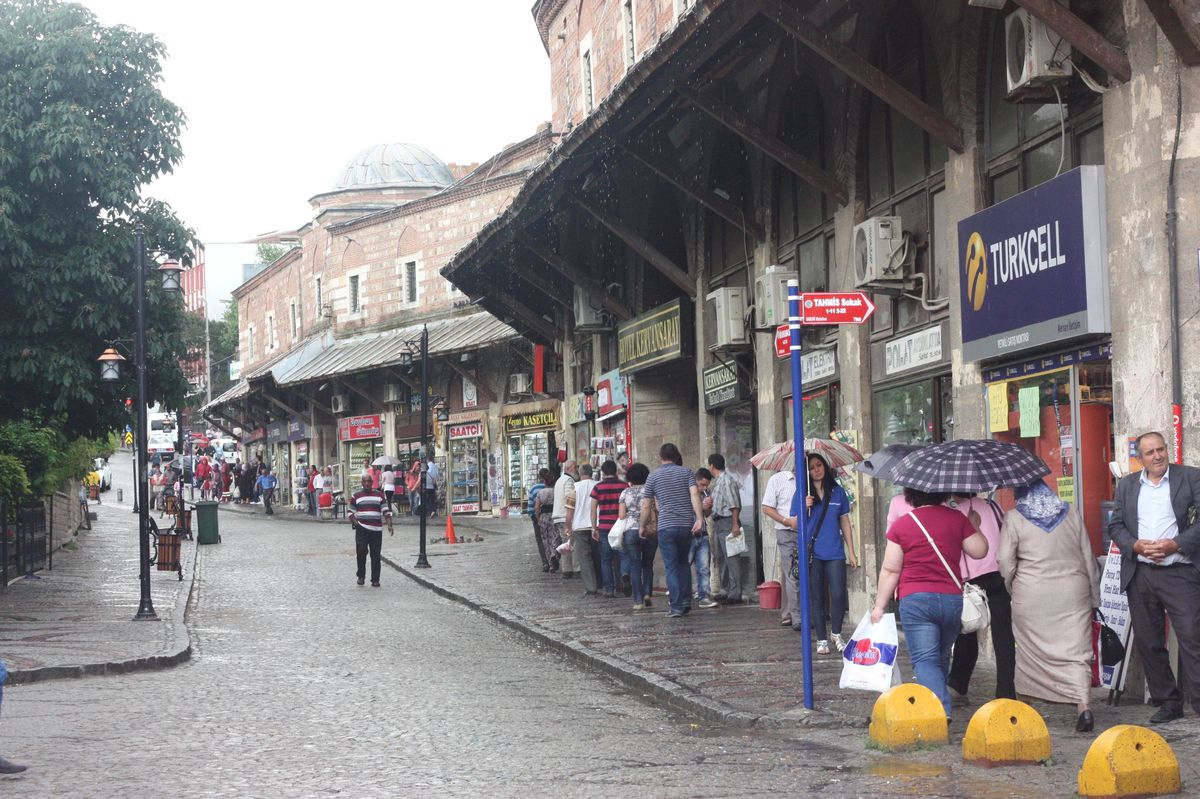 Yağmur Yaşamı Olumsuz Etkiledi