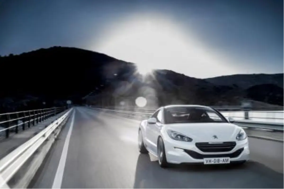 Yeni Peugeot RCZ Türkiye\'de